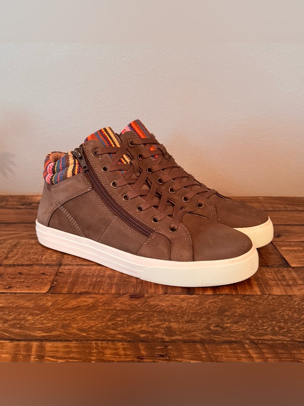 Taos Footwear Brown High-Top Sneakers with Multicolor Knit Collar
